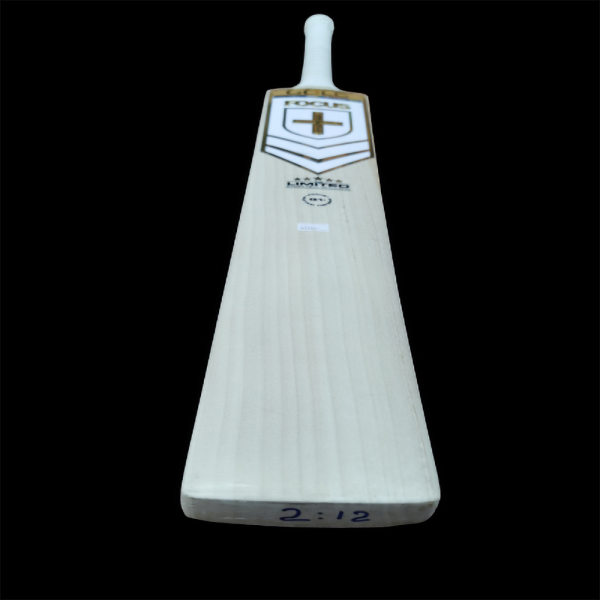 FOCUS LIMITED GOLDEN EDITION Cricket BAT dubai uae