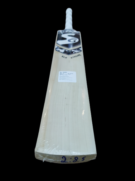 SG KLR XTREME CRICKET BAT - Image 3